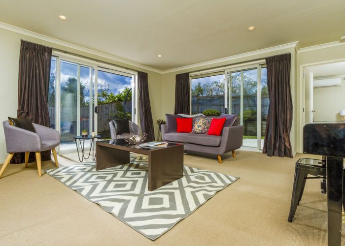  at 42 Huntington Park Drive, Greenhithe, North Shore City, Auckland