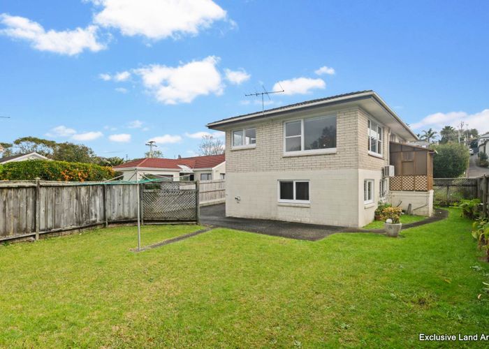  at 3/18 Wolsley Avenue, Milford, North Shore City, Auckland