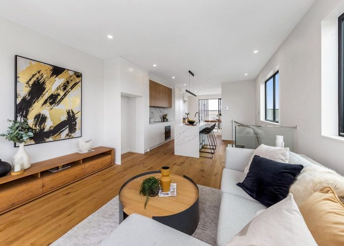  at 14/32 Karori Crescent, Orakei, Auckland