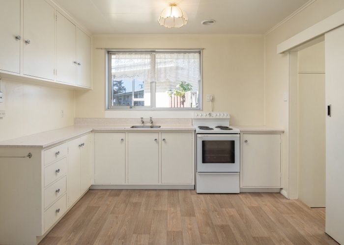  at 2/138 Budge Street, Riversdale, Blenheim