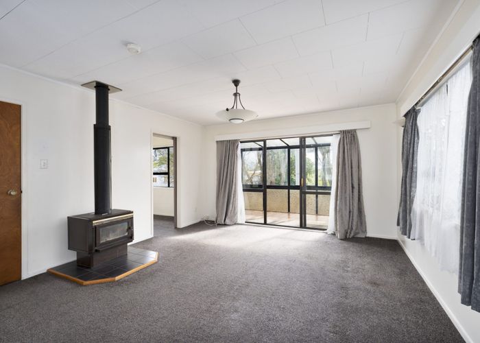  at 2/19A Ribblesdale Road, Henderson, Waitakere City, Auckland