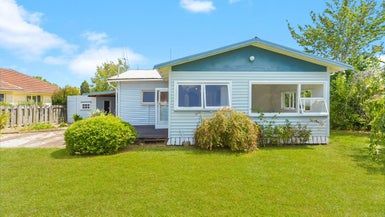  at 16 Darley Street, Maeroa, Hamilton