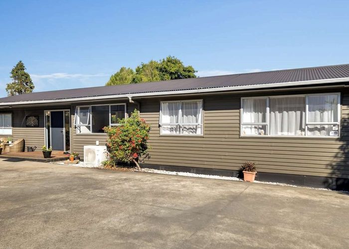  at 10 Bay Grove, Pukehangi, Rotorua