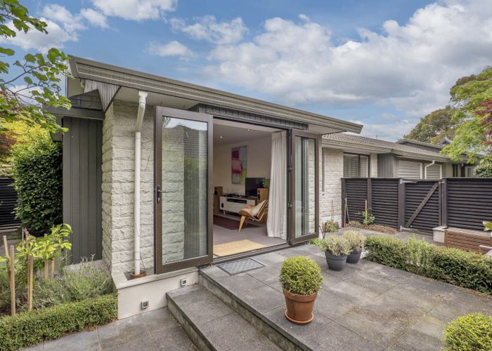  at 1/6 Parr Place, Ilam, Christchurch