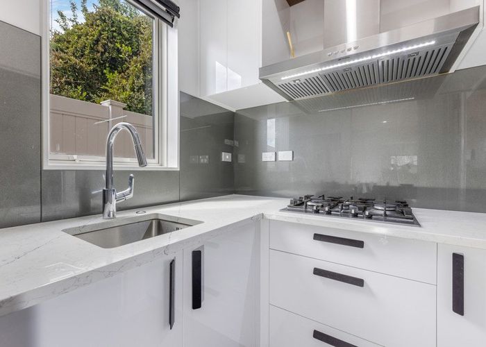  at 1 Lloyd Avenue, Papatoetoe, Manukau City, Auckland