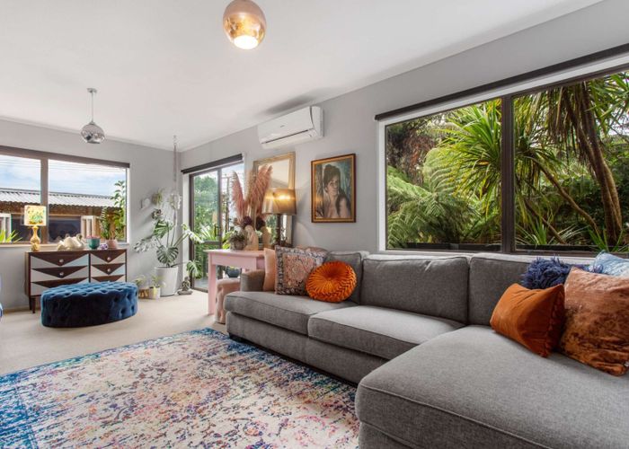  at 1/33 Eskdale Road, Birkdale, North Shore City, Auckland