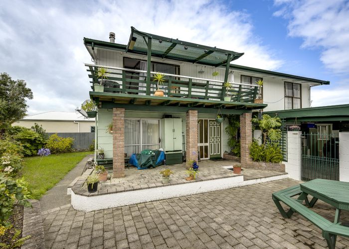  at 412a Gloucester Street, Taradale, Napier, Hawke's Bay