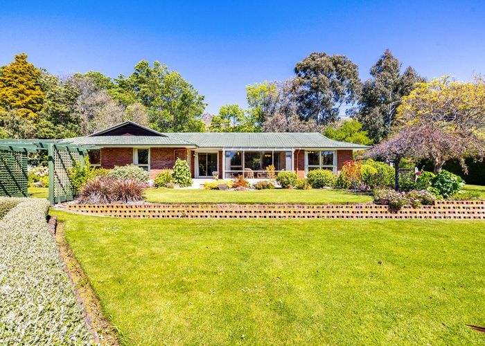  at 15 Horotane Valley Road, Heathcote, Christchurch City, Canterbury