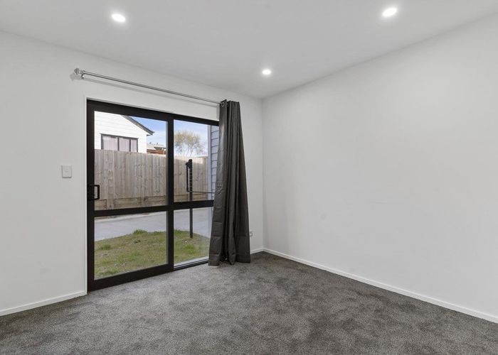  at 2E Melleray Place, Randwick Park, Auckland