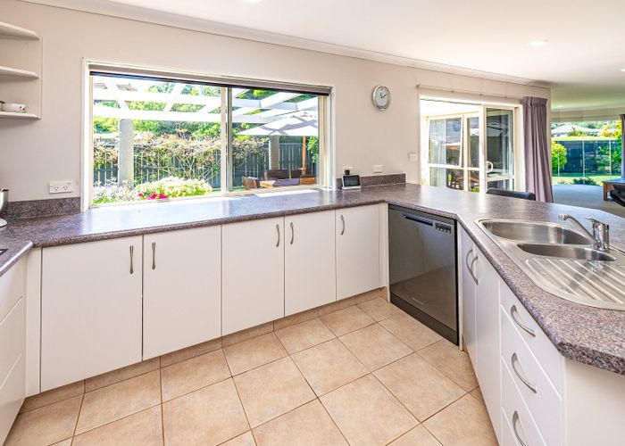  at 13 Norfolk Drive, Otamatea, Whanganui