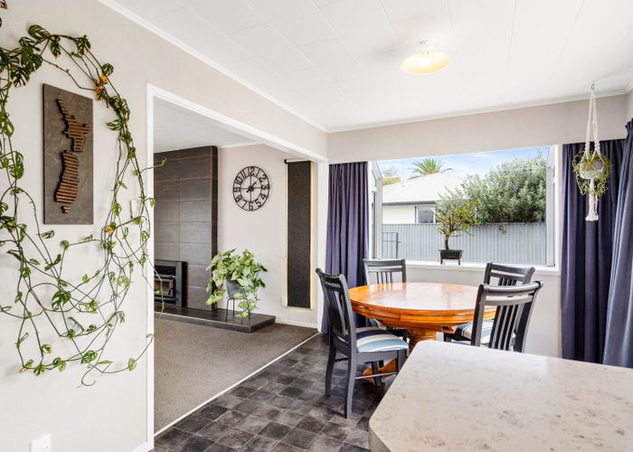  at 48 Robinson Crescent, Tamatea, Napier