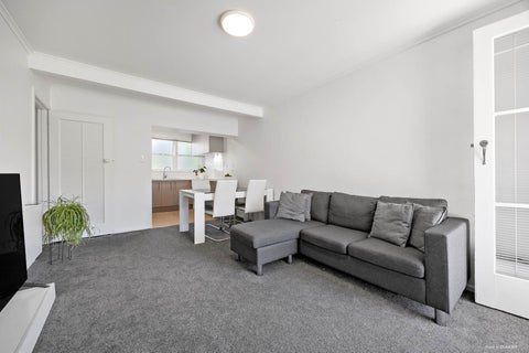  at 22I Aratonga Avenue, Greenlane, Auckland