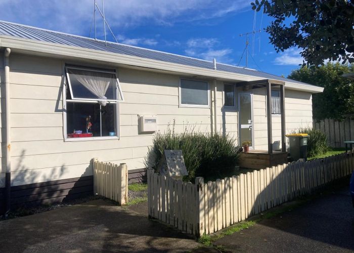  at 2 Harold Lane, Dinsdale, Hamilton, Waikato