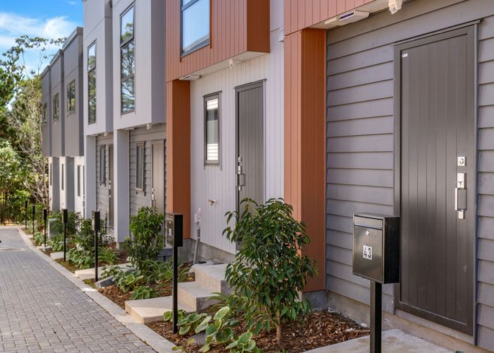  at 23 Ruapeti Lane, Henderson, Waitakere City, Auckland
