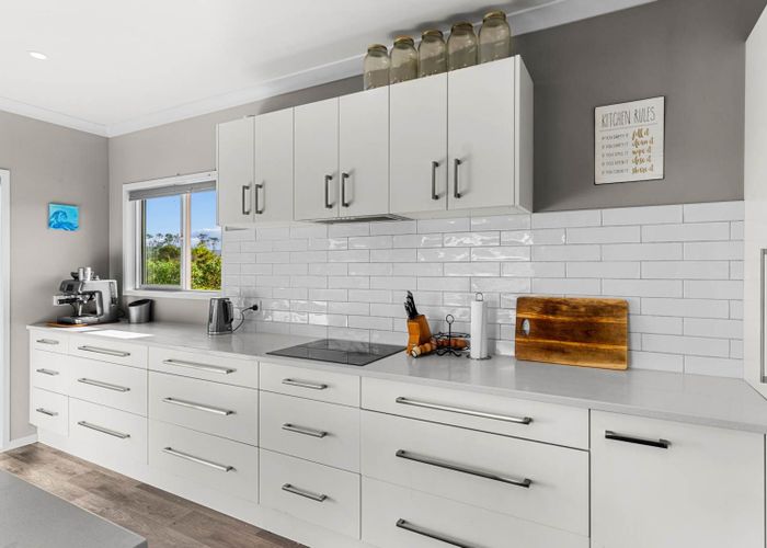  at 6 Charis Lane, Wellsford, Wellsford