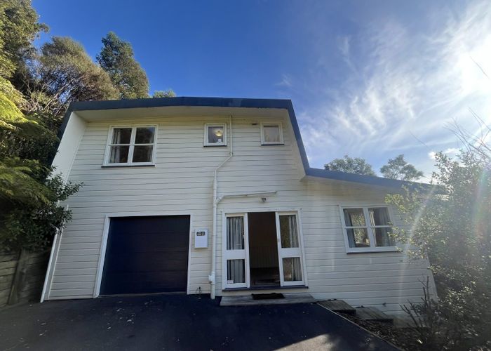 at 82 Moeraki Road, Maoribank, Upper Hutt, Wellington