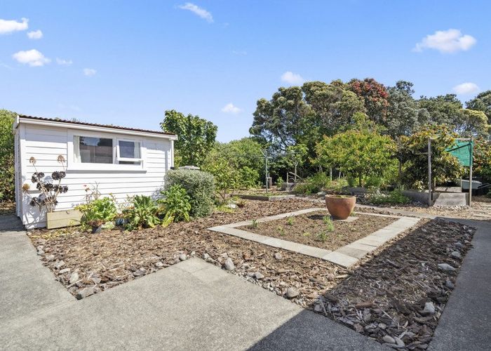  at 41 Rangiuru Road, Otaki Beach, Otaki