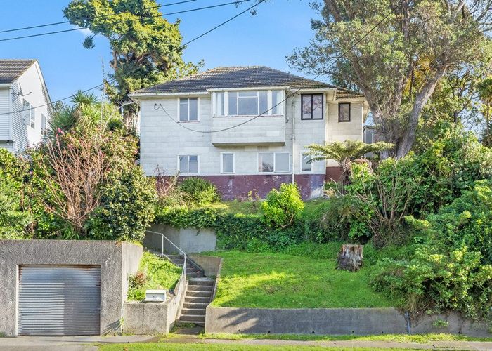  at 24 Martin Street, Ranui Heights, Porirua, Wellington