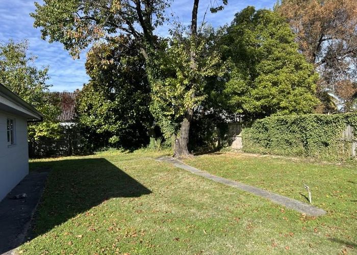  at 8 Greers Rd, Ilam, Christchurch City, Canterbury