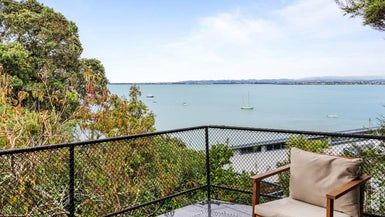  at 40 Neptune Avenue, Beach Haven, Auckland