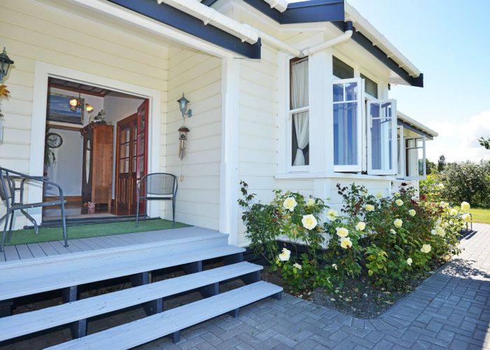  at 17 Cemetery Road, Gisborne