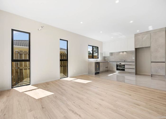  at 1-5/62 Woodside Road, Massey, Waitakere City, Auckland
