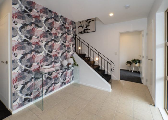  at 8 Ludlow Drive, Huntingdon, Ashburton
