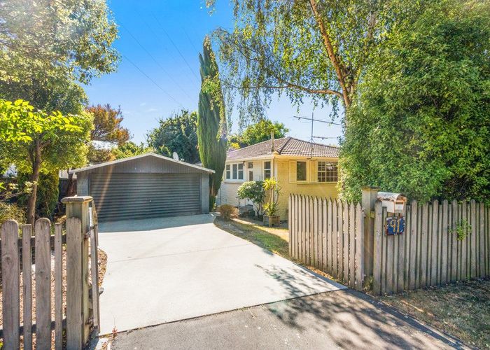  at 91 Bridle Path Road, Heathcote Valley, Christchurch