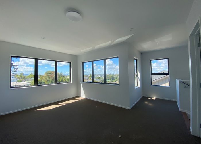  at 13a Orton Street, Glenfield, North Shore City, Auckland