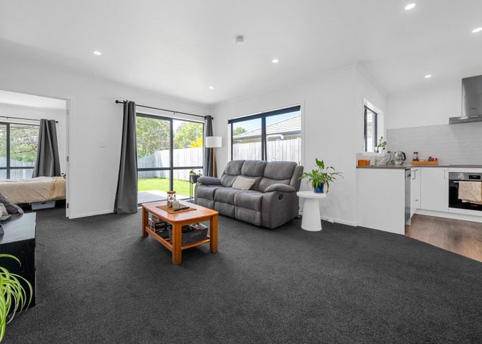  at 2/10 Keitha Place, Glenview, Hamilton, Waikato