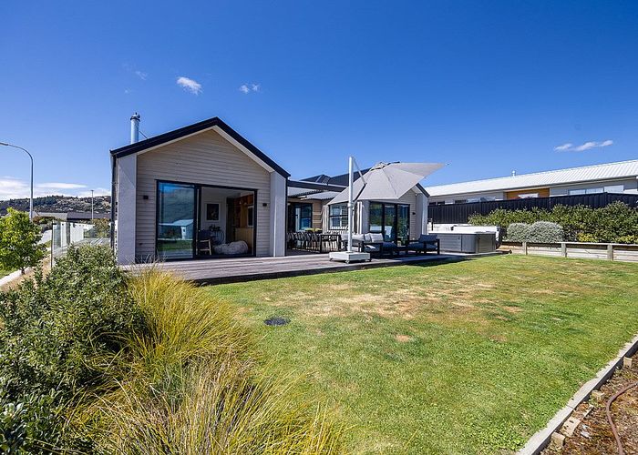  at 6 The Heights Avenue, Wanaka