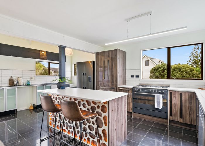  at 189 Tutere Street, Waikanae Beach, Waikanae