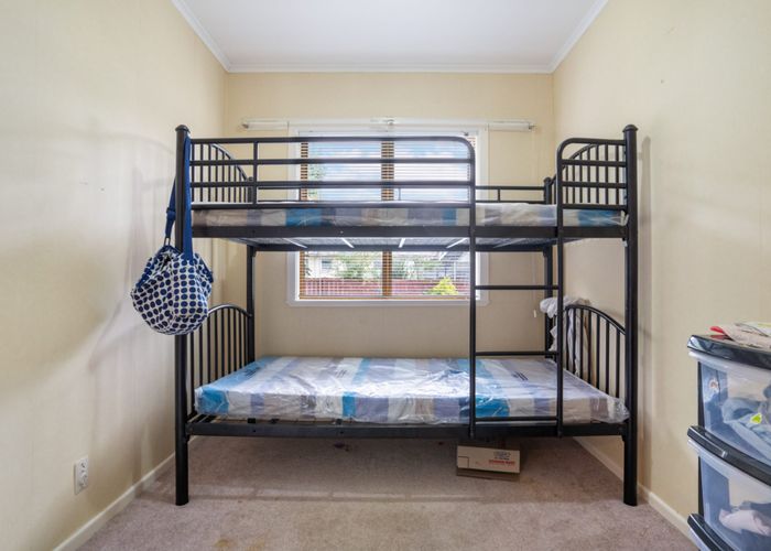  at 42 Landscape Road, Papatoetoe, Manukau City, Auckland
