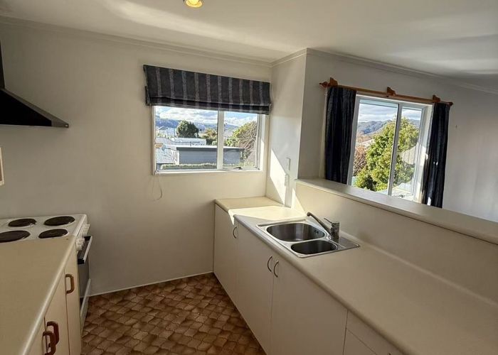  at 11a Charleston Avenue, Boulcott, Lower Hutt, Wellington