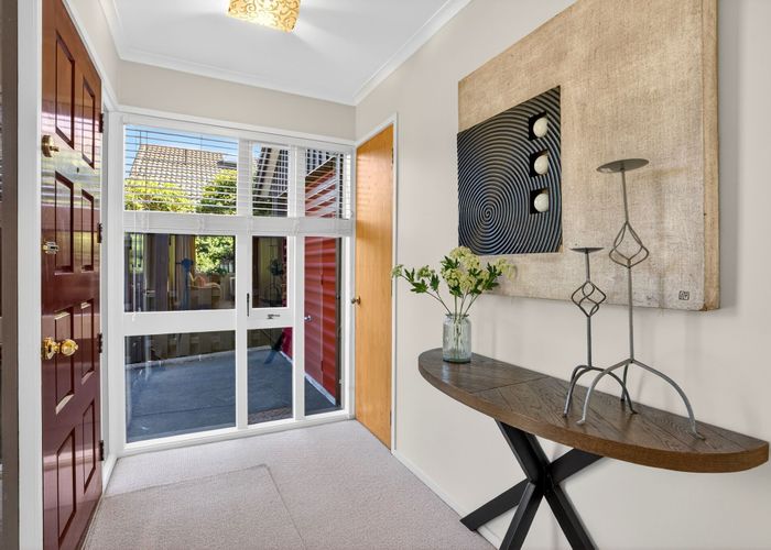  at 4/1 Penzance Road, Mairangi Bay, North Shore City, Auckland