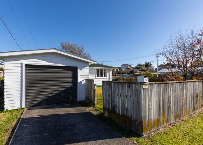  at 42 Donovan Road, Paraparaumu Beach, Paraparaumu