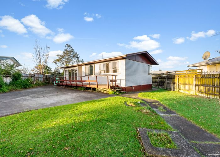  at 33 Tairere Crescent, Rosehill, Papakura