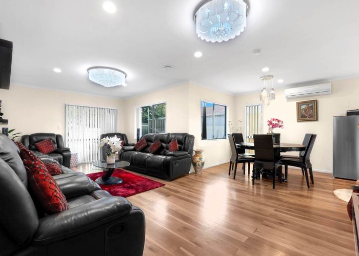  at 1/49B Redoubt Road, Goodwood Heights, Auckland