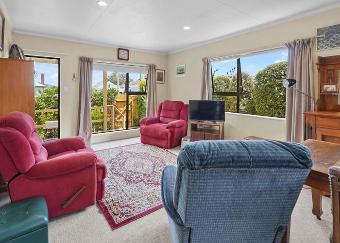  at 1/27 Ranui Road, Stoke, Nelson