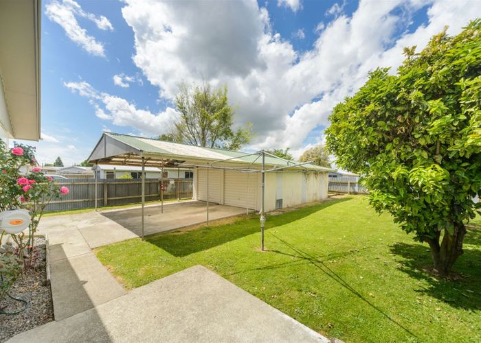  at 27 Duff Crescent, Highbury, Palmerston North
