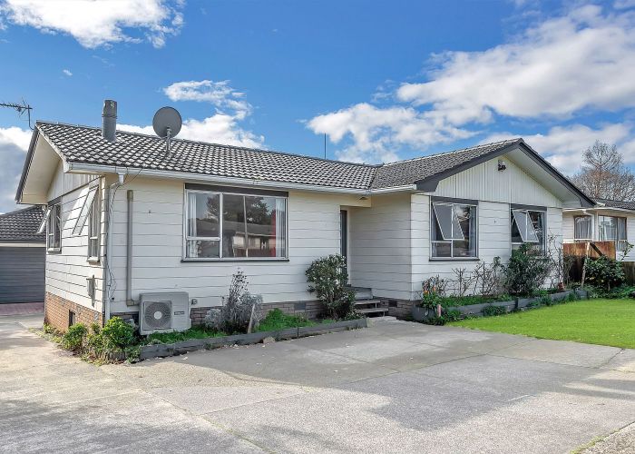  at 46 Te Irirangi Drive, Clover Park, Auckland