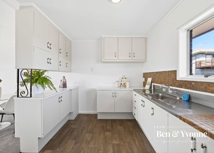  at 4/5 Ryburn Road, Mount Wellington, Auckland City, Auckland