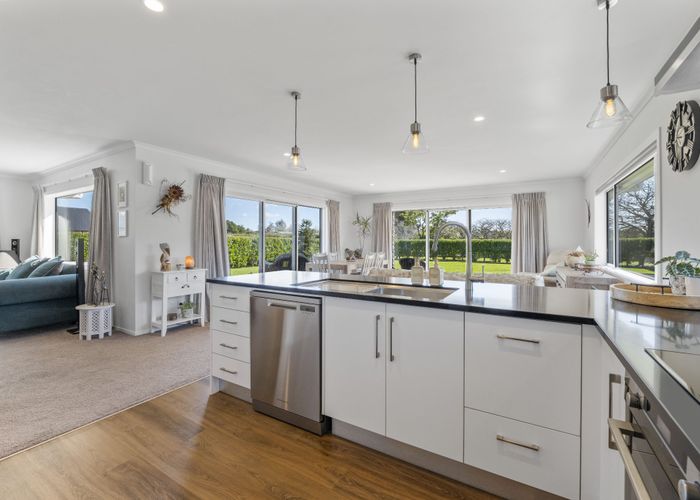  at 7 Cross Street, Lepperton, New Plymouth, Taranaki