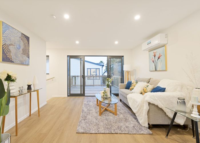  at 35A & 35C Hereford Street, Te Atatu Peninsula, Waitakere City, Auckland