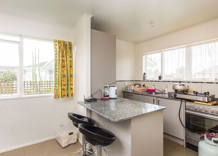  at 11 Tiari Place, Mangere East, Manukau City, Auckland