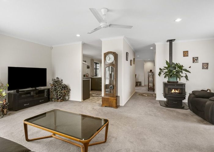  at 41 Village Park Drive, Welcome Bay, Tauranga, Bay Of Plenty
