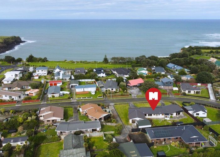  at 14 Pohutukawa Drive, Opunake, South Taranaki, Taranaki