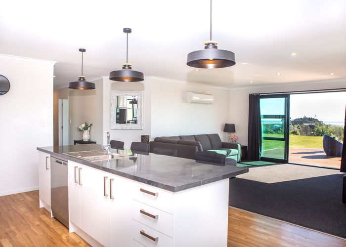  at 10 Takutai Terrace, Ruatapu