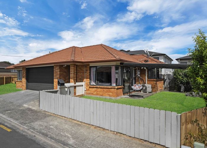  at 2 Pantera Way, Hill Park, Manukau City, Auckland