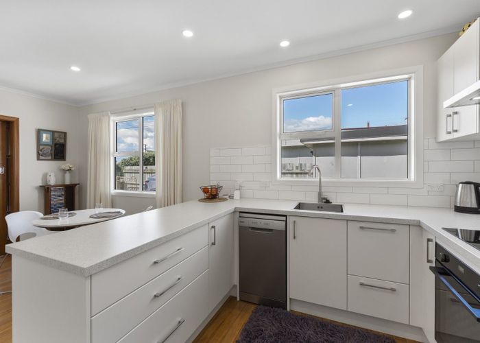  at 4 Kowhai Street, Otaki Beach, Kapiti Coast, Wellington